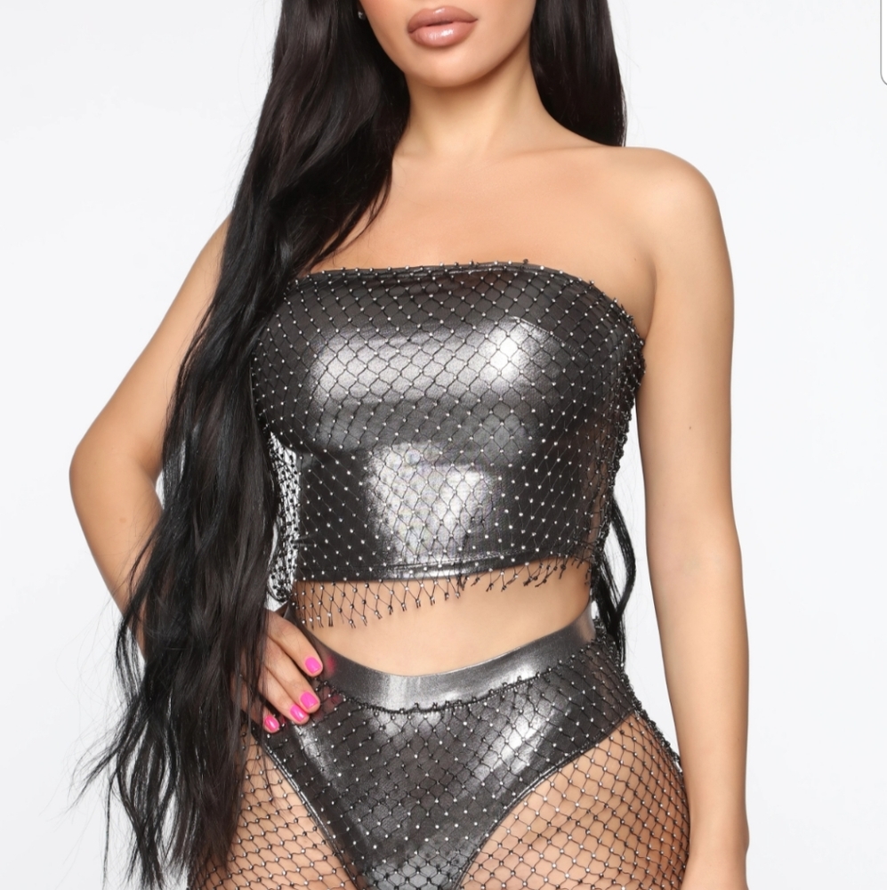 Fashionnova 2piece - Picture 3 of 4